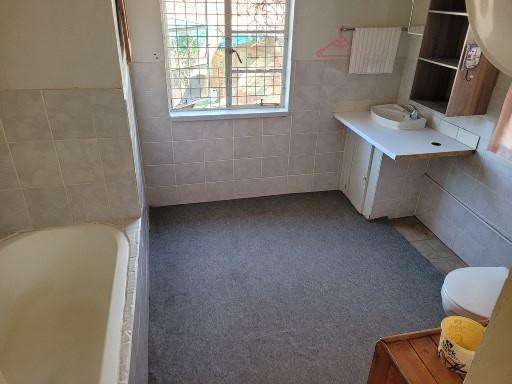 4 Bedroom Property for Sale in Lindley Free State